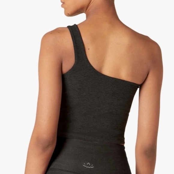 EUC Beyond Yoga One & Only Shoulder Cropped Tank - Picture 2 of 4